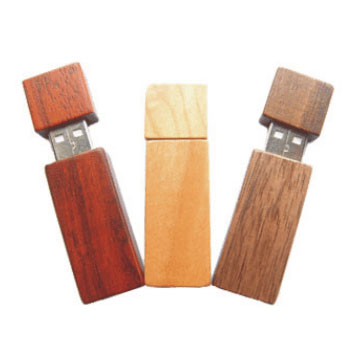 RMW03 Wood USB Flash Drive